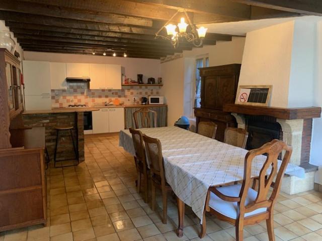 Maison Lushbrooks Moutier-Malcard Buitenkant foto